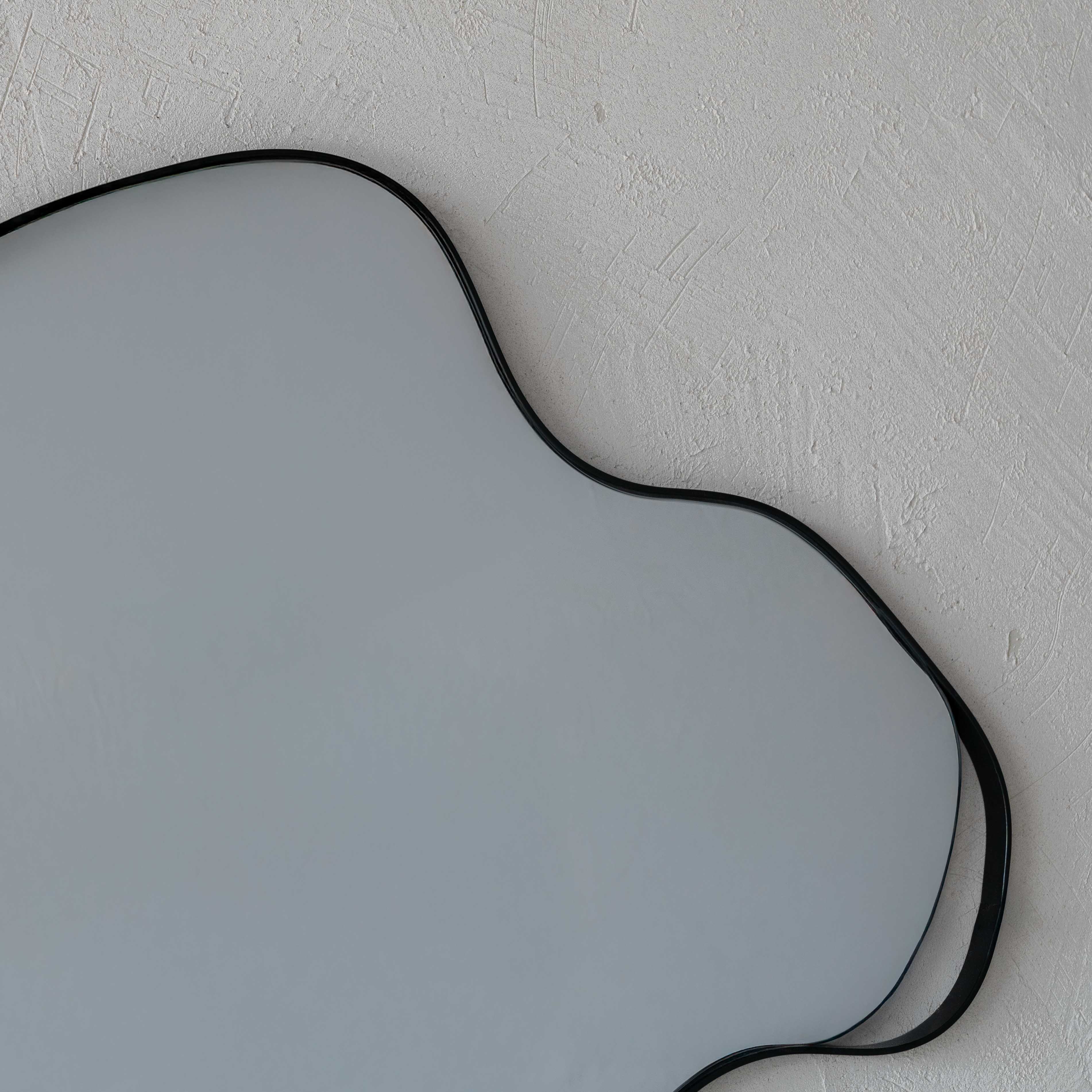 Pebble Mirror - YCEV19261