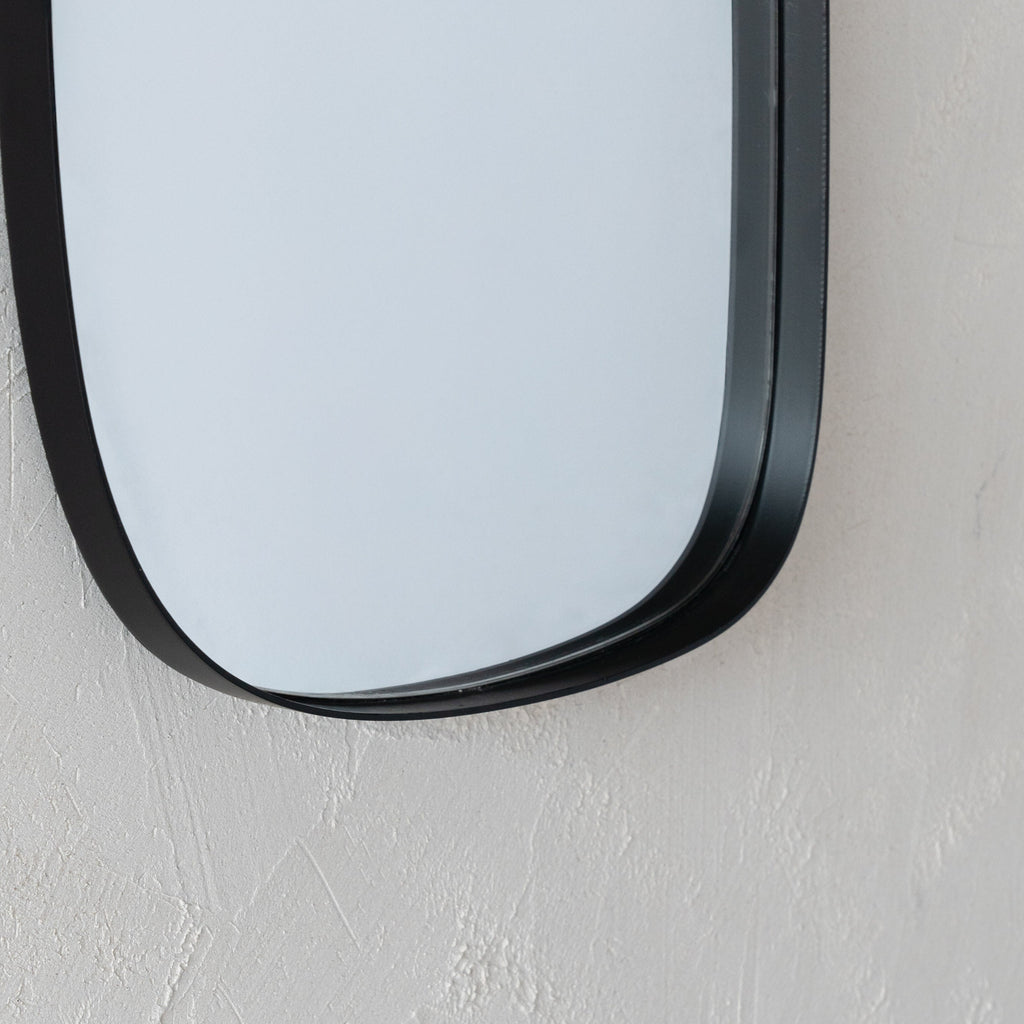 Pebble Mirror - YCJY18325